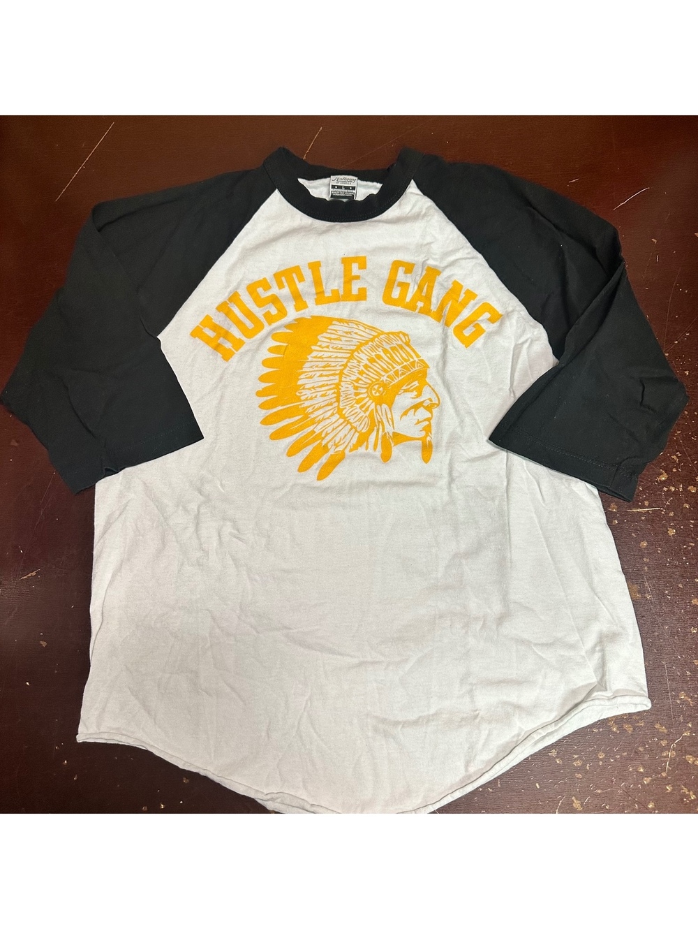 Hustle gang Indian head black white quarter sleeve T-shirt, large